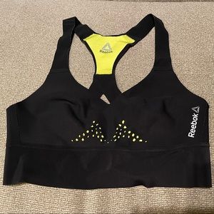 Reebok sports bra size small